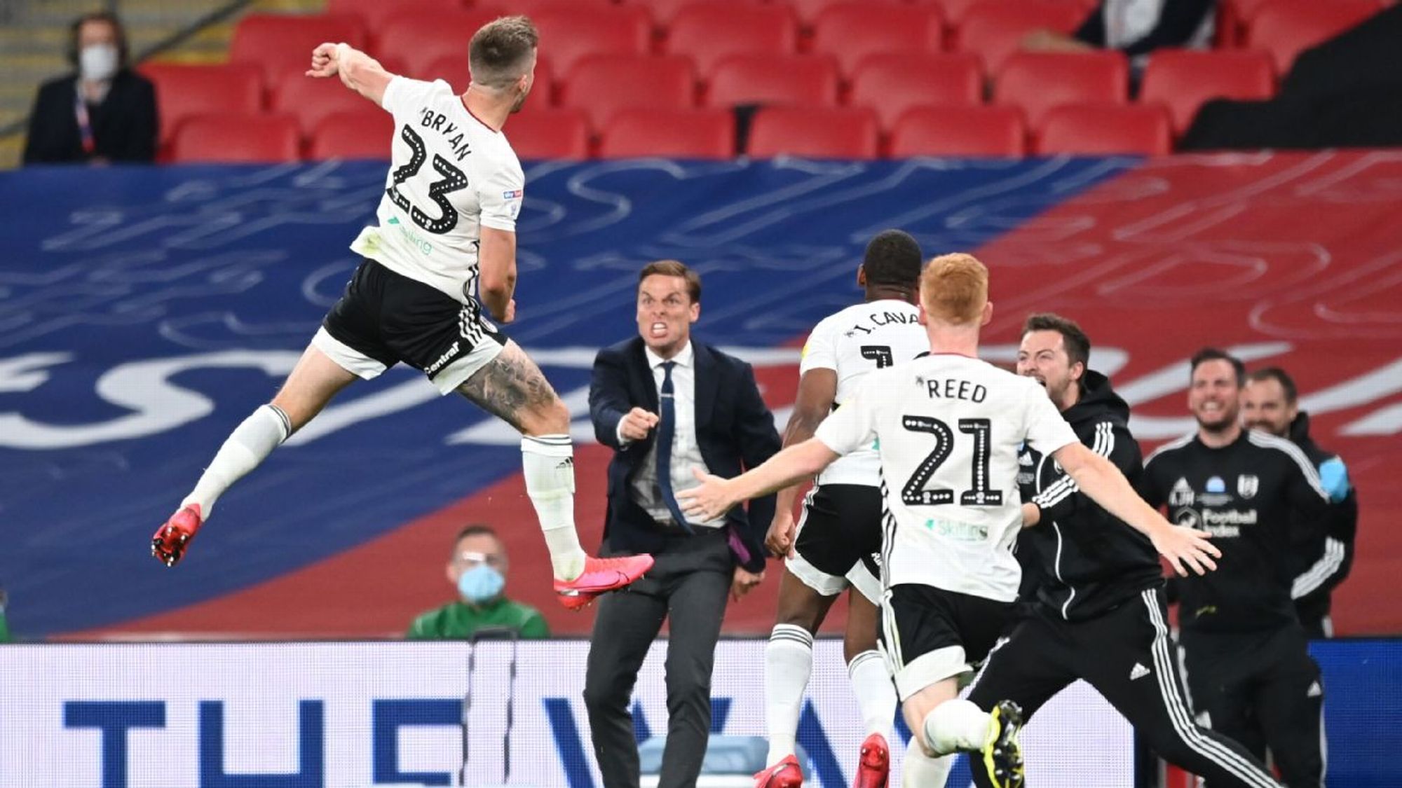 曼足球俱乐 曼足球俱乐